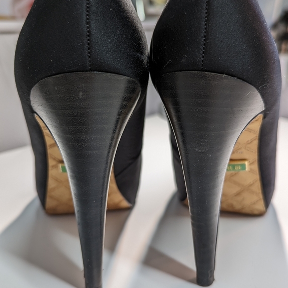 LAMB heels - Picture 4 of 5